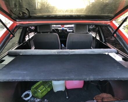 Красный ВАЗ 2108, объемом двигателя 1.5 л и пробегом 293 тыс. км за 1200 $, фото 5 на Automoto.ua