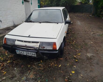 Красный ВАЗ 2108, объемом двигателя 1 л и пробегом 50 тыс. км за 338 $, фото 2 на Automoto.ua