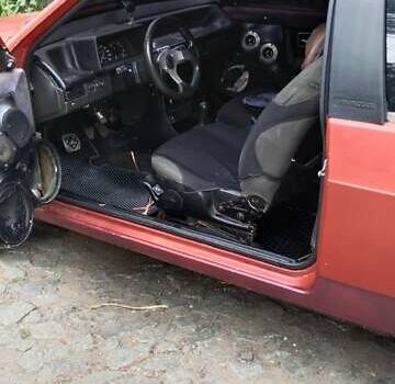 ВАЗ 2108 1992 в Кривом Роге на Automoto.ua Красный ВАЗ 2108, объемом двигателя 1.5 л и пробегом 120 тыс. км за 1700 $, фото 6 на Automoto.ua