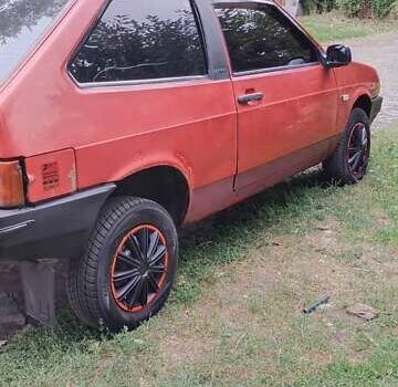 ВАЗ 2108 1992 в Кривом Роге на Automoto.ua Красный ВАЗ 2108, объемом двигателя 1.5 л и пробегом 120 тыс. км за 1700 $, фото 7 на Automoto.ua