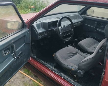 Красный ВАЗ 2108, объемом двигателя 1.5 л и пробегом 50 тыс. км за 750 $, фото 3 на Automoto.ua