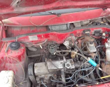 Красный ВАЗ 2108, объемом двигателя 1.3 л и пробегом 160 тыс. км за 355 $, фото 4 на Automoto.ua