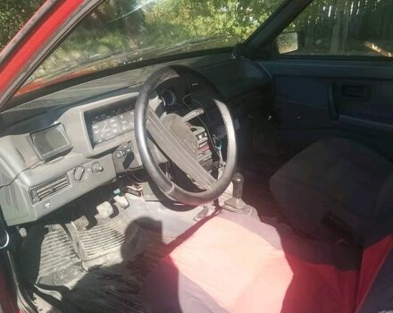 Красный ВАЗ 2108, объемом двигателя 1.1 л и пробегом 195 тыс. км за 590 $, фото 1 на Automoto.ua