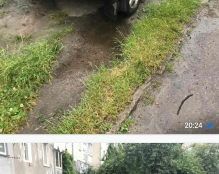 Красный ВАЗ 2108, объемом двигателя 1 л и пробегом 358 тыс. км за 360 $, фото 1 на Automoto.ua