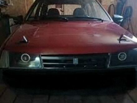 ВАЗ 2108 1985 в Запорожье на Automoto.ua Красный ВАЗ 2108, объемом двигателя 0 л и пробегом 100 тыс. км за 580 $, фото 1 на Automoto.ua