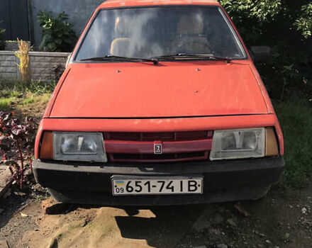 Красный ВАЗ 2108, объемом двигателя 1.3 л и пробегом 200 тыс. км за 700 $, фото 1 на Automoto.ua