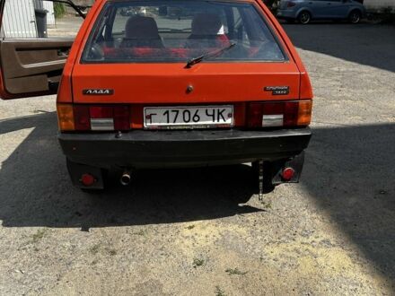 ВАЗ 2108 1986 у Звенигородка на Automoto.ua Червоний ВАЗ 2108, об'ємом двигуна 1.3 л та пробігом 300 тис. км за 1200 $, фото 1 на Automoto.ua