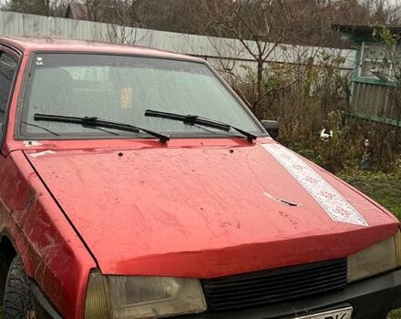 Красный ВАЗ 2108, объемом двигателя 1.3 л и пробегом 200 тыс. км за 470 $, фото 1 на Automoto.ua