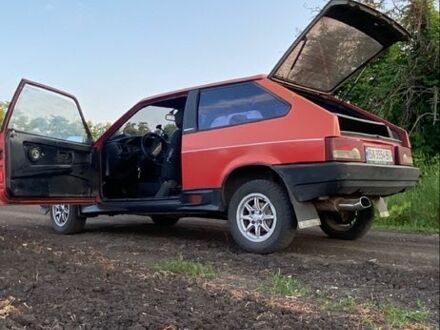 ВАЗ 2108 1986 в Новоукраинке на Automoto.ua Красный ВАЗ 2108, объемом двигателя 1.3 л и пробегом 2 тыс. км за 1000 $, фото 1 на Automoto.ua