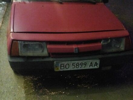 Красный ВАЗ 2108, объемом двигателя 1 л и пробегом 1 тыс. км за 599 $, фото 1 на Automoto.ua