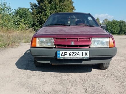 Красный ВАЗ 2108, объемом двигателя 1.3 л и пробегом 111 тыс. км за 728 $, фото 1 на Automoto.ua
