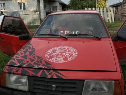 ВАЗ 2108 1987 в Радехове на Automoto.ua Красный ВАЗ 2108, объемом двигателя 1.3 л и пробегом 47 тыс. км за 600 $, фото 1 на Automoto.ua