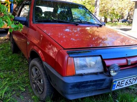 ВАЗ 2108 1987 в Желтых Водах на Automoto.ua Красный ВАЗ 2108, объемом двигателя 1.3 л и пробегом 300 тыс. км за 1000 $, фото 1 на Automoto.ua