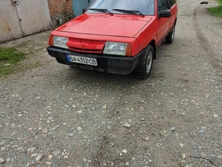 ВАЗ 2108 1987 в Знаменке на Automoto.ua Красный ВАЗ 2108, объемом двигателя 1.3 л и пробегом 200 тыс. км за 750 $, фото 1 на Automoto.ua