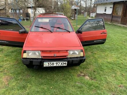 Красный ВАЗ 2108, объемом двигателя 1.5 л и пробегом 300 тыс. км за 287 $, фото 1 на Automoto.ua