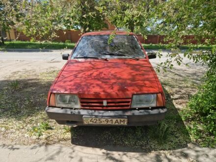 ВАЗ 2108 1987 у Дніпро (Дніпропетровську) на Automoto.ua Червоний ВАЗ 2108, об'ємом двигуна 0 л та пробігом 3 тис. км за 483 $, фото 1 на Automoto.ua