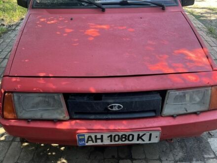 ВАЗ 2108 1987 в Краматорске на Automoto.ua Красный ВАЗ 2108, объемом двигателя 1.5 л и пробегом 175 тыс. км за 411 $, фото 1 на Automoto.ua