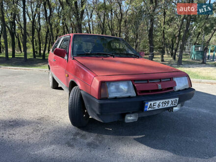 ВАЗ 2108 1987 в Кривом Роге на Automoto.ua Красный ВАЗ 2108, объемом двигателя 1.3 л и пробегом 240 тыс. км за 1600 $, фото 1 на Automoto.ua