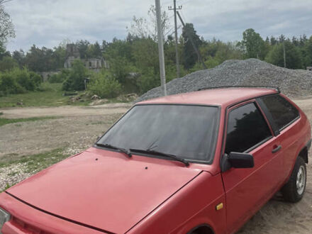 Красный ВАЗ 2108, объемом двигателя 1.3 л и пробегом 200 тыс. км за 1600 $, фото 1 на Automoto.ua
