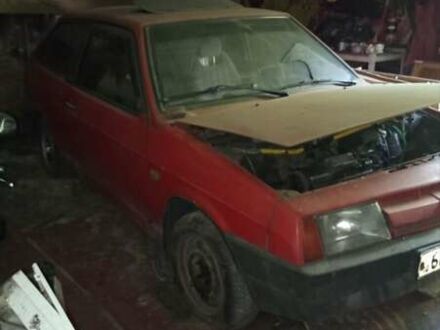 ВАЗ 2108 1988 в Киеве на Automoto.ua Красный ВАЗ 2108, объемом двигателя 1.5 л и пробегом 500 тыс. км за 539 $, фото 1 на Automoto.ua