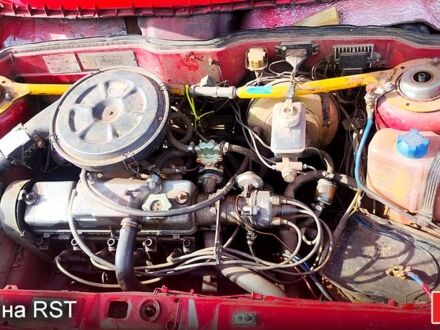 ВАЗ 2108 1988 в Александрие на Automoto.ua Красный ВАЗ 2108, объемом двигателя 1.3 л и пробегом 0 тыс. км за 720 $, фото 1 на Automoto.ua