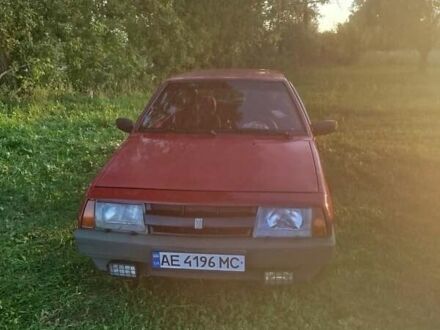 Красный ВАЗ 2108, объемом двигателя 1.3 л и пробегом 111 тыс. км за 1000 $, фото 1 на Automoto.ua