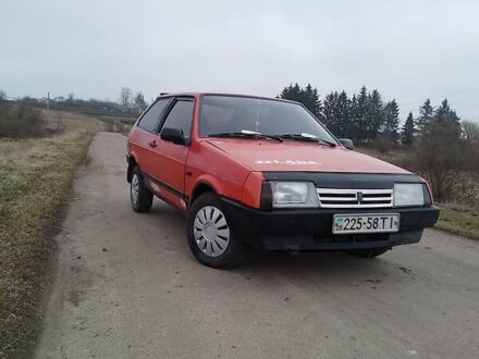ВАЗ 2108 1989 в Тернополе на Automoto.ua Красный ВАЗ 2108, объемом двигателя 1.5 л и пробегом 150 тыс. км за 750 $, фото 1 на Automoto.ua