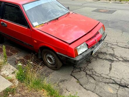 Красный ВАЗ 2108, объемом двигателя 1.3 л и пробегом 125 тыс. км за 300 $, фото 1 на Automoto.ua