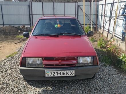 ВАЗ 2108 1989 в Любашевке на Automoto.ua Красный ВАЗ 2108, объемом двигателя 1.5 л и пробегом 150 тыс. км за 1100 $, фото 1 на Automoto.ua