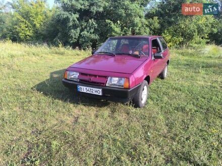 ВАЗ 2108 1989 в Гадяче на Automoto.ua Красный ВАЗ 2108, объемом двигателя 1.29 л и пробегом 30 тыс. км за 1000 $, фото 1 на Automoto.ua