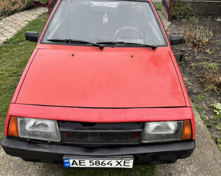 Красный ВАЗ 2108, объемом двигателя 1.29 л и пробегом 42 тыс. км за 567 $, фото 1 на Automoto.ua
