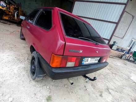 ВАЗ 2108 1990 в Измаиле на Automoto.ua Красный ВАЗ 2108, объемом двигателя 1.3 л и пробегом 250 тыс. км за 850 $, фото 1 на Automoto.ua