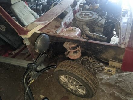 Красный ВАЗ 2108, объемом двигателя 1 л и пробегом 94 тыс. км за 400 $, фото 1 на Automoto.ua