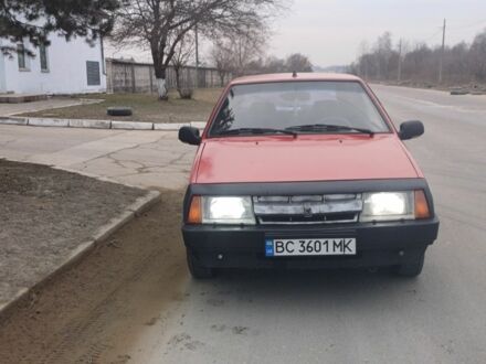 ВАЗ 2108 1990 у Львові на Automoto.ua Червоний ВАЗ 2108, об'ємом двигуна 1.3 л та пробігом 120 тис. км за 1000 $, фото 1 на Automoto.ua