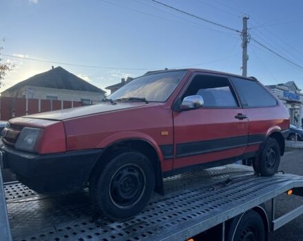 ВАЗ 2108 1990 в Фастове на Automoto.ua Красный ВАЗ 2108, объемом двигателя 0 л и пробегом 111 тыс. км за 450 $, фото 1 на Automoto.ua