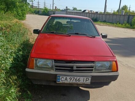 ВАЗ 2108 1990 у Черкасах на Automoto.ua Червоний ВАЗ 2108, об'ємом двигуна 1.5 л та пробігом 300 тис. км за 650 $, фото 1 на Automoto.ua