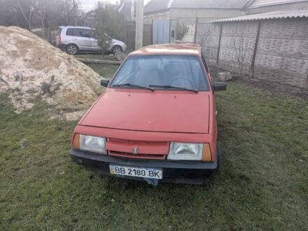Красный ВАЗ 2108, объемом двигателя 1.3 л и пробегом 400 тыс. км за 709 $, фото 1 на Automoto.ua