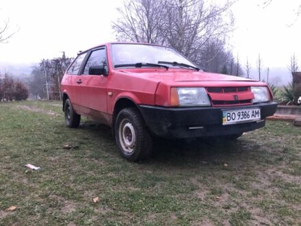 Красный ВАЗ 2108, объемом двигателя 1.5 л и пробегом 54 тыс. км за 600 $, фото 1 на Automoto.ua
