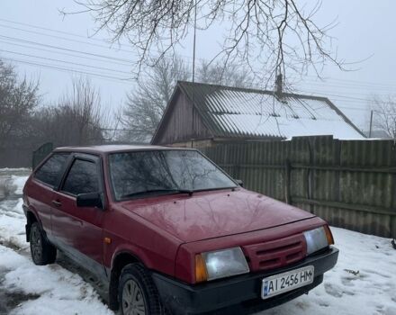 Красный ВАЗ 2108, объемом двигателя 1.1 л и пробегом 90 тыс. км за 585 $, фото 1 на Automoto.ua