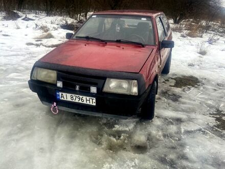 Красный ВАЗ 2108, объемом двигателя 1.1 л и пробегом 50 тыс. км за 600 $, фото 1 на Automoto.ua