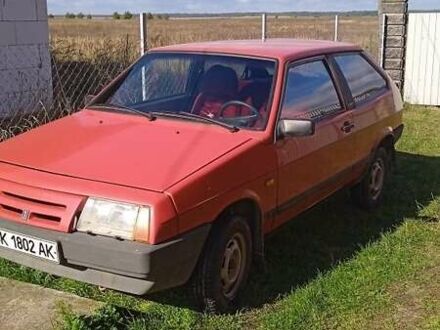 ВАЗ 2108 1991 в Сарнах на Automoto.ua Красный ВАЗ 2108, объемом двигателя 1.3 л и пробегом 176 тыс. км за 1000 $, фото 1 на Automoto.ua