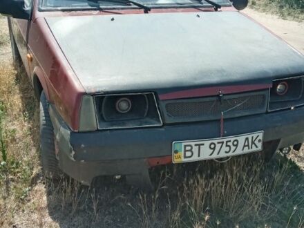 ВАЗ 2108 1991 в Александрие на Automoto.ua Красный ВАЗ 2108, объемом двигателя 1 л и пробегом 1000 тыс. км за 968 $, фото 1 на Automoto.ua