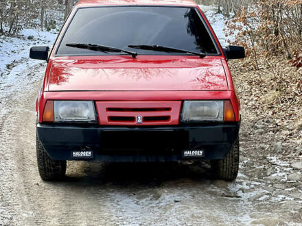 ВАЗ 2108 1991 у Яремче на Automoto.ua Червоний ВАЗ 2108, об'ємом двигуна 0 л та пробігом 220 тис. км за 1350 $, фото 1 на Automoto.ua