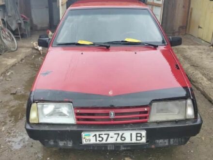 Красный ВАЗ 2108, объемом двигателя 1 л и пробегом 1 тыс. км за 500 $, фото 1 на Automoto.ua