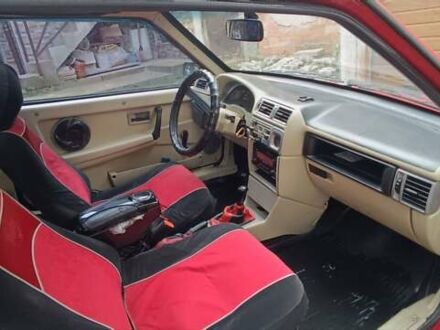 ВАЗ 2108 1991 в Черновцах на Automoto.ua Красный ВАЗ 2108, объемом двигателя 1.5 л и пробегом 100 тыс. км за 1500 $, фото 1 на Automoto.ua