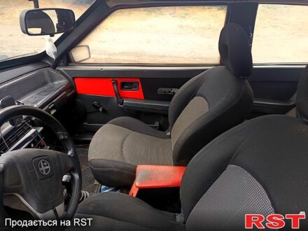 ВАЗ 2108 1991 у Змиеве на Automoto.ua Червоний ВАЗ 2108, об'ємом двигуна 15 л та пробігом 1000 тис. км за 800 $, фото 1 на Automoto.ua