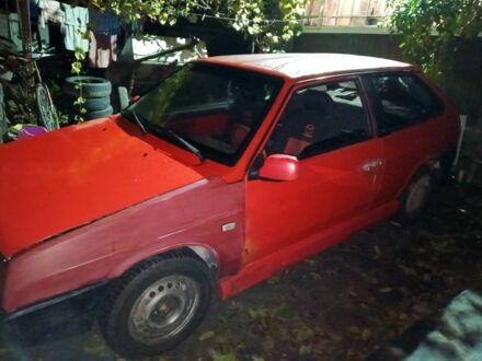 ВАЗ 2108 1992 у Львові на Automoto.ua Червоний ВАЗ 2108, об'ємом двигуна 1.5 л та пробігом 200 тис. км за 450 $, фото 1 на Automoto.ua