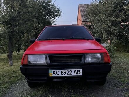 ВАЗ 2108 1992 у Луцьку на Automoto.ua Червоний ВАЗ 2108, об'ємом двигуна 1.5 л та пробігом 102 тис. км за 999 $, фото 1 на Automoto.ua