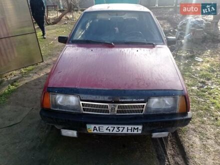 ВАЗ 2108 1992 в Днепре (Днепропетровске) на Automoto.ua Красный ВАЗ 2108, объемом двигателя 1.3 л и пробегом 97 тыс. км за 1450 $, фото 1 на Automoto.ua