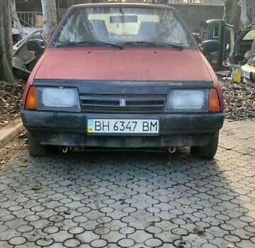 Красный ВАЗ 2108, объемом двигателя 1.29 л и пробегом 200 тыс. км за 550 $, фото 1 на Automoto.ua